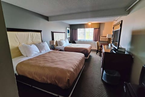 Desk, laptop workspace, iron/ironing board, WiFi