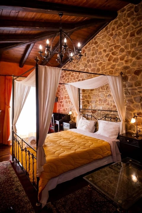 Superior Room (Building B) | Egyptian cotton sheets, blackout drapes, soundproofing, rollaway beds