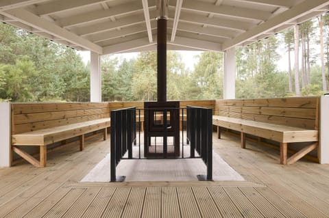 Cottage | Property grounds