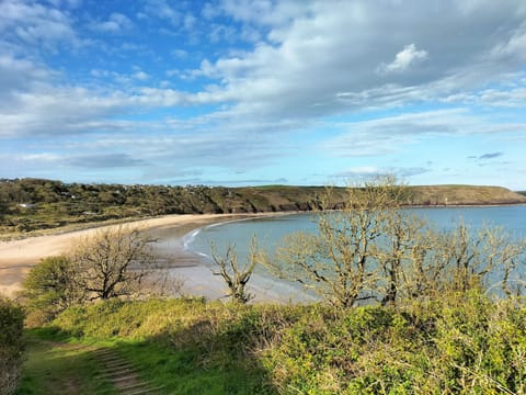 Cottage | Beach | Beach nearby