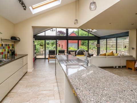 Fridge, dishwasher, cookware/dishes/utensils