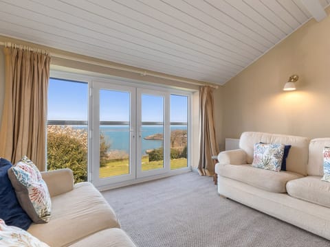 Cottage | Living room