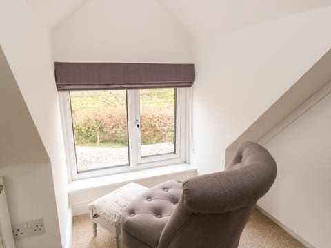 Cottage | 4 bedrooms, individually decorated, individually furnished, free WiFi