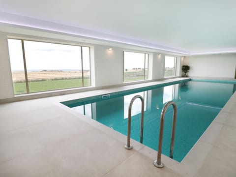 Cottage | Pool