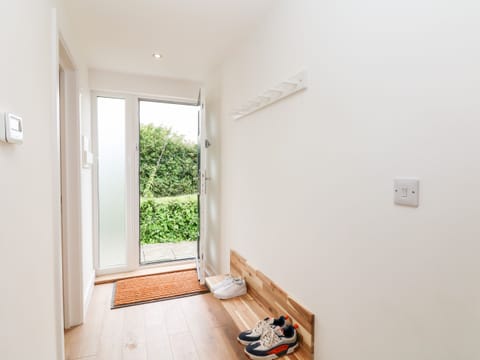 Cottage | 2 bedrooms, individually decorated, individually furnished, free WiFi