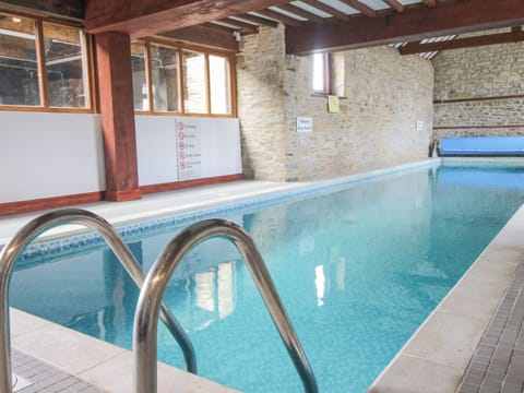 Cottage | Pool | Indoor pool