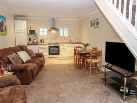 Cottage | Living area