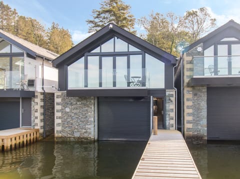 Cottage | Front of property