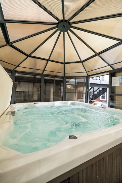6 Person Jacuzzi Hot Tub in a private gazebo!