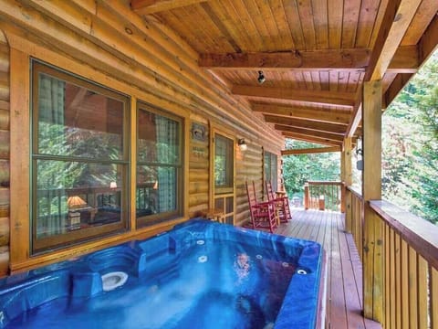 Studio (2 Bedrooms) | Property amenity