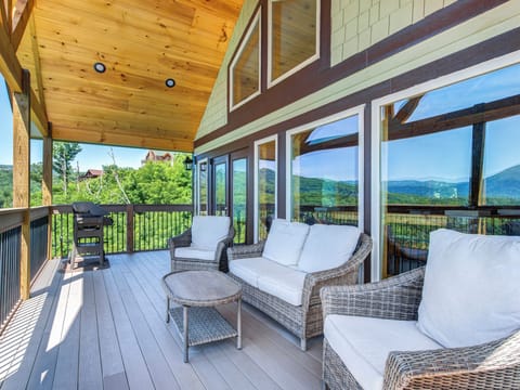 Studio (2 Bedrooms) | Property amenity