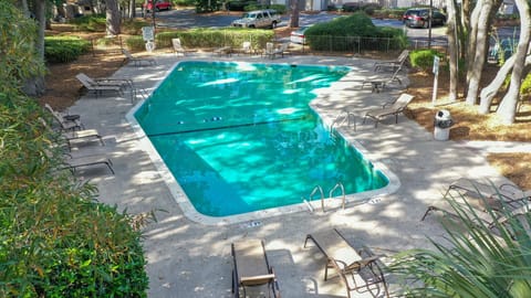A favorite gathering place for residents and guests, it's perfect for leisurely afternoons, family time, and enjoying Hilton Head's laid-back outdoor lifestyle.