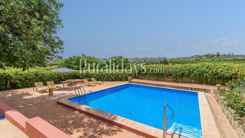 Bodega Boutique Finca Buytrón Montilla by Ruralidays