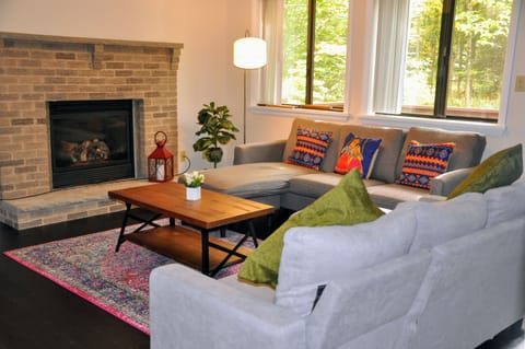 Welcome to Hillside Hideaway!