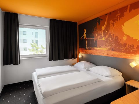 Double Room | Soundproofing, WiFi (free), bed sheets