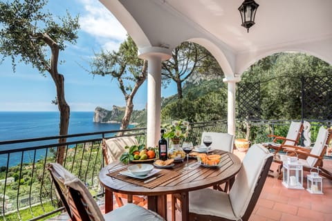 Apartment, 2 Bedrooms | Terrace/patio