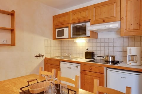 Prepare a small meal in your kitchenette.