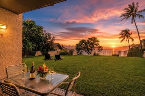 Unwind with front-row seats to spectacular Maui sunsets and breathtaking twilight colors, right from your backyard.