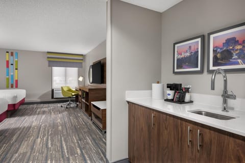 Room, 2 Queen Beds, Non Smoking | Minibar