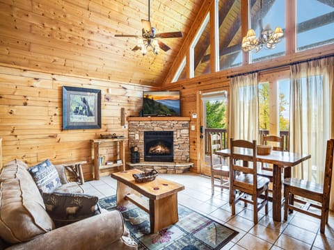 Studio (2 Bedrooms) | Property amenity