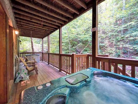 Studio (2 Bedrooms) | Property amenity