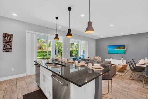 House (5 Bedrooms) | Property amenity