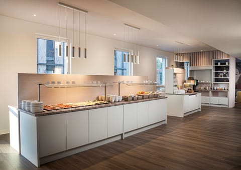 Daily buffet breakfast (EUR 16 per person)