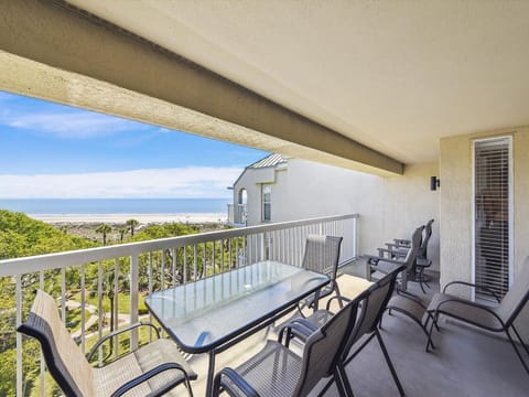 Beautiful 5th Floor Ocean Views from 510 Barrington Court