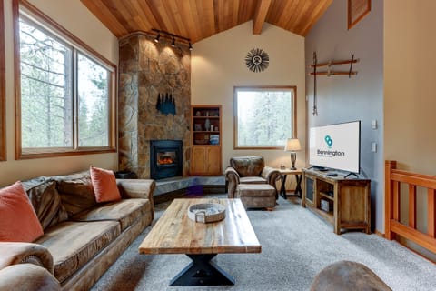Living Room - Main Level