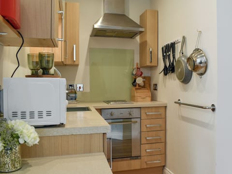 Kitchen | Sandcastles, Swanage