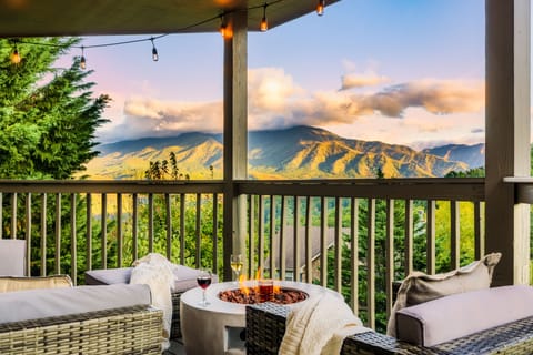Top floor deck has an incredible view of the Park with outdoor seating to unwind