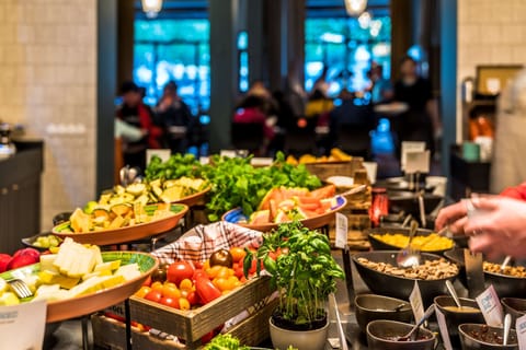 Daily buffet breakfast for a fee