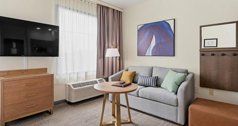 1 bedroom, pillowtop beds, in-room safe, desk