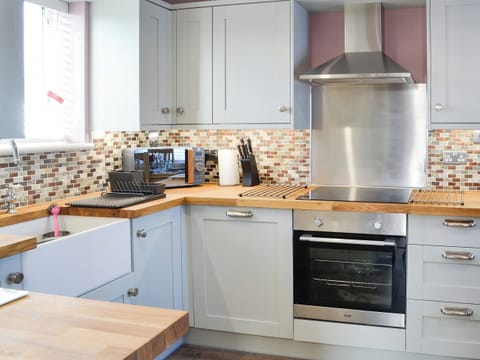Kitchen/diner | Broomlands Cottage, Beattock, near Moffatt