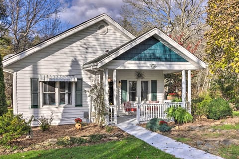 Montezuma Vacation Rental | 2BR | 1BA | 1,100 Sq Ft | Step-Free Access