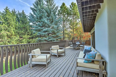 Avon Vacation Rental | 6BR | 7.5BA | 5,000 Sq Ft