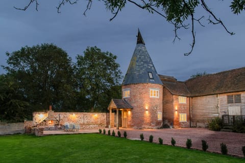 A beautifully converted hop kiln making for a truly unique and fascinating retreat