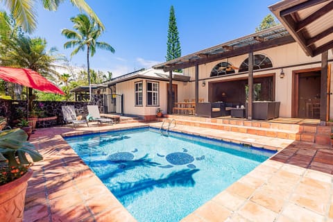 House of Paddles, Vacation Rental in Hawaii, Pool!