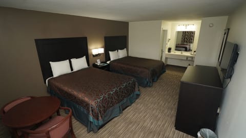 Standard Room, 2 Double Beds | Desk, iron/ironing board, free WiFi, bed sheets