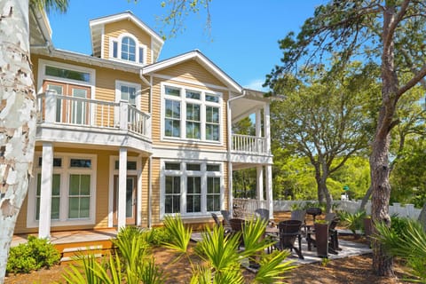 WELCOME TO ONCE UPON A TIDE IN SEASIDE, FLORIDA!