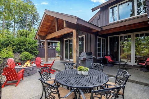 Gather around the cozy stone Fire-pit and outdoor dining sets for 6