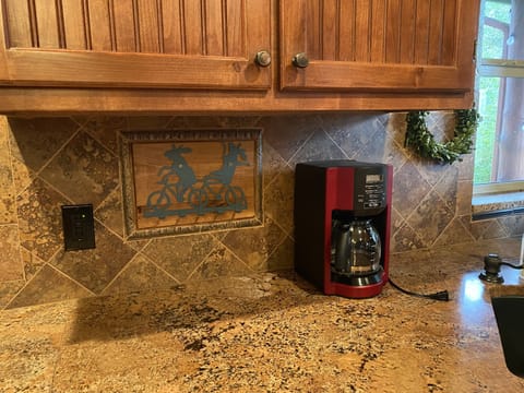 Mr coffee coffee  maker with filters included 