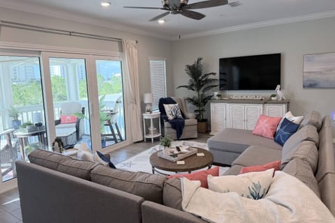 Living Room has plenty of space for the entire family