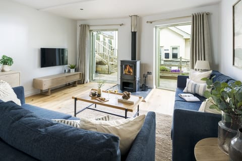 Chi An Mor contemporary dog friendly holiday home at Widemouth Bay near Bude Forever Cornwall
