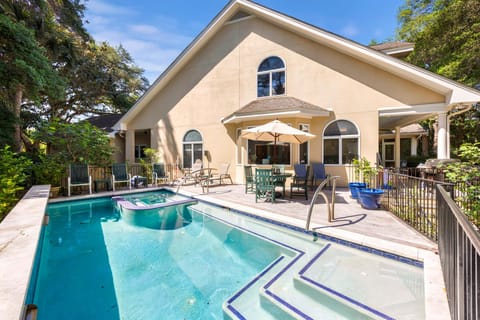 Welcome to 127 Turnberry!