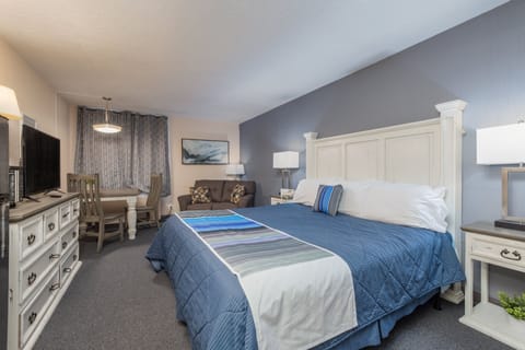 Individually decorated, individually furnished, desk, laptop workspace