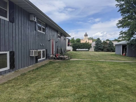 Wonderful view of Capital building from the back of the property. Large greenspace for common use.