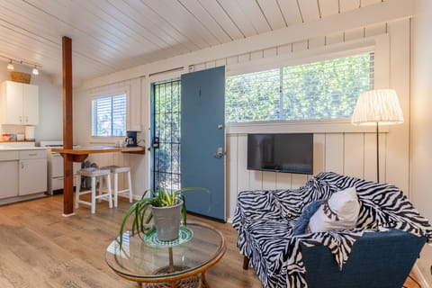 Beautiful wood panelling and natural lighting throughout the studio.