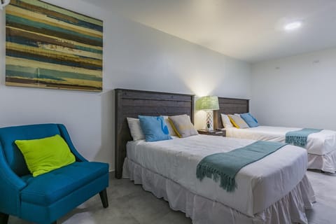 2 Comfortable Double Beds