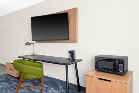 Premium bedding, down comforters, pillowtop beds, desk